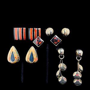 Lot of 5 Gold Tone Clip On Earrings (5369)